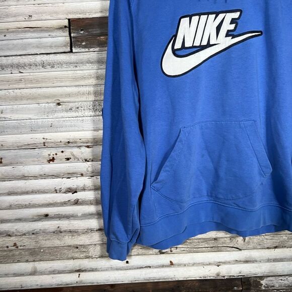 Vintage Nike Hoodie - Picture 7 of 11